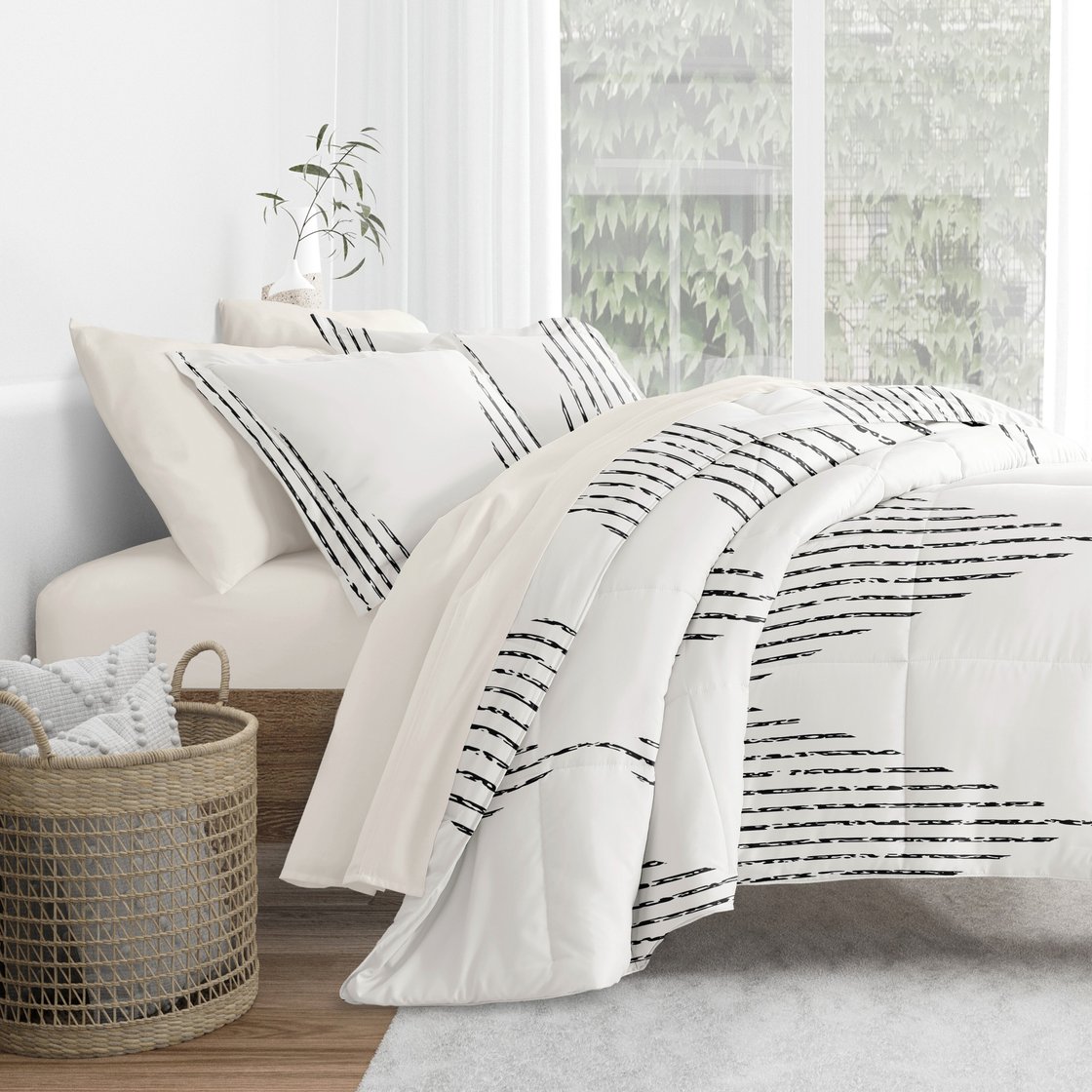 Up to 30% off select Bedding Linens 1